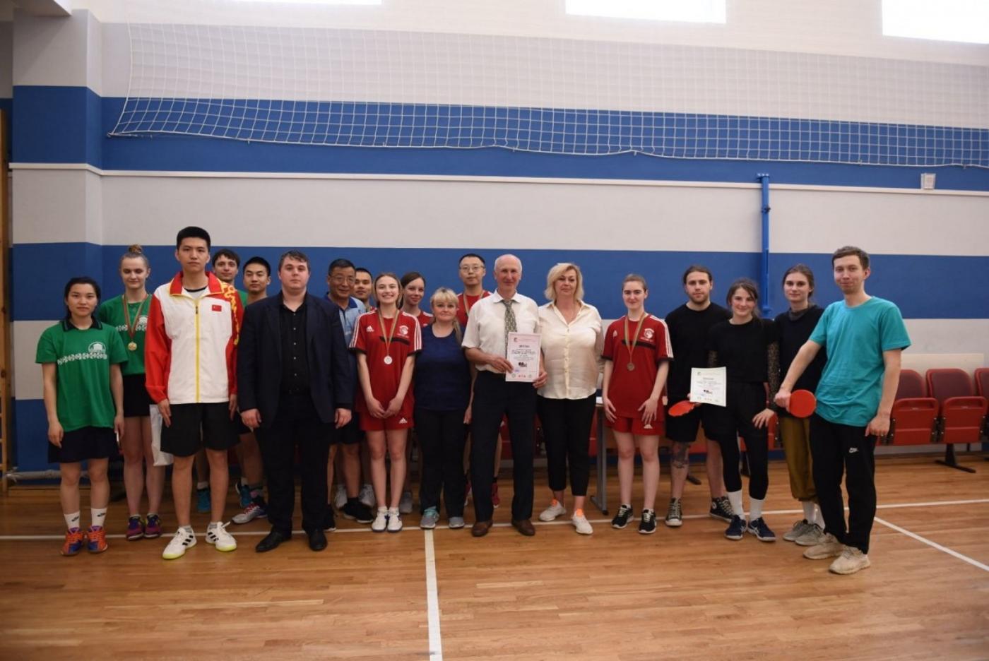 Соревнования по настольному теннису успешно проведены Институтом Конфуция по науке и технике БНТУ